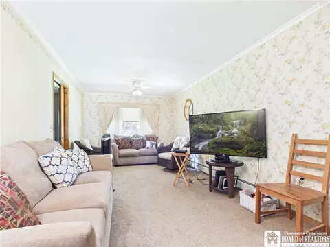 Living - 961 Kingston Dr, Olean, NY 14760 photo 2 of 3