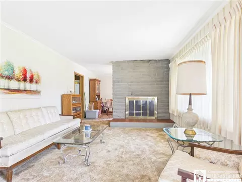 Living - 961 Kingston Dr, Olean, NY 14760 photo 1 of 3