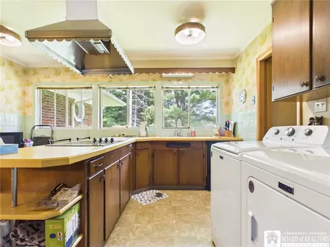 Kitchen - 961 Kingston Dr, Olean, NY 14760 photo 3 of 3
