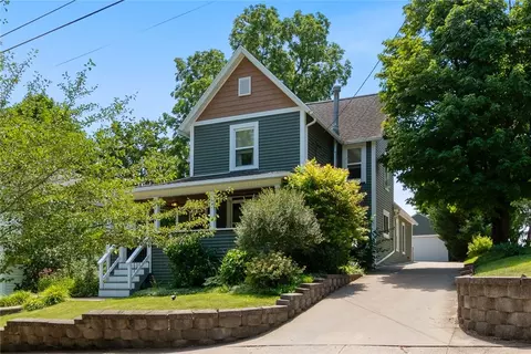 209 Prospect St, Canandaigua, NY 14424
