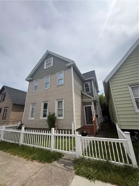 22 Princeton St, Rochester, NY 14605