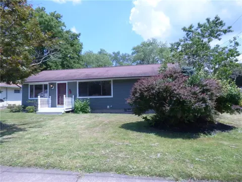 6 Forest Ave, Irondequoit, NY 14622 photo 2