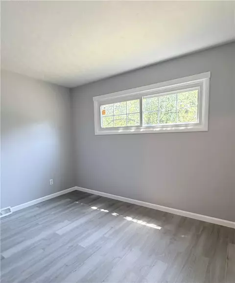 Bedroom - 6 Forest Ave, Irondequoit, NY 14622 photo 3 of 3