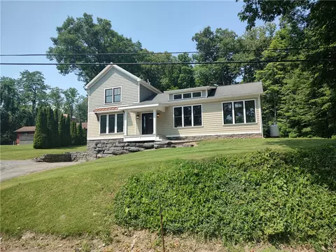 Exterior - 5958 State Route 89, Romulus, NY 14541 photo 4 of 13