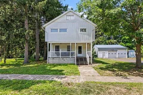 217 Howell St, Palmyra, NY 14522