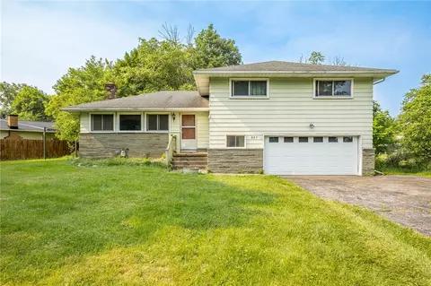 241 Butler Dr, Pittsford, NY 14534
