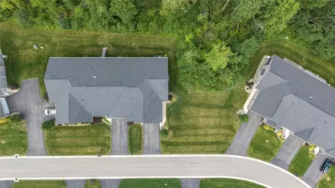 View/Area - 933 Pathway Ln, Webster, NY 14580 photo 2 of 5