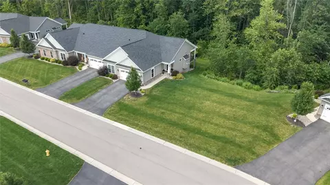 View/Area - 933 Pathway Ln, Webster, NY 14580 photo 4 of 5