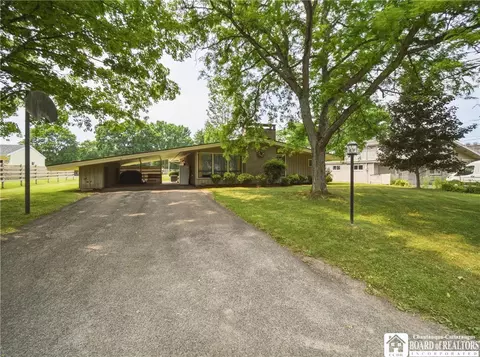 16 Mattison St, Carroll, NY 14738