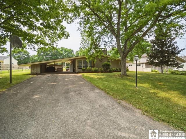 16 Mattison St, Carroll, NY 14738