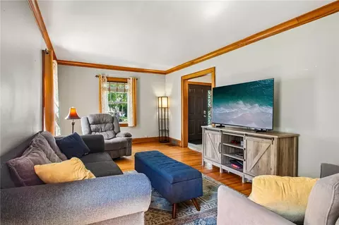 Living - 81 Hoover Rd, Irondequoit, NY 14617 photo 2 of 3