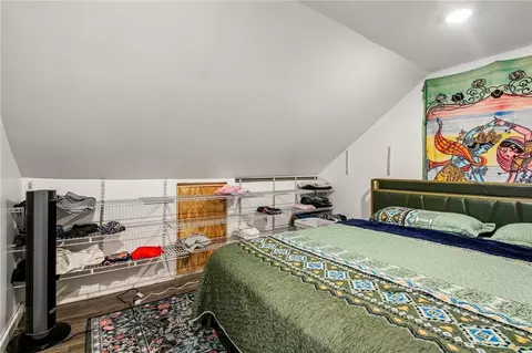 Bedroom - 81 Hoover Rd, Irondequoit, NY 14617 photo 11 of 12
