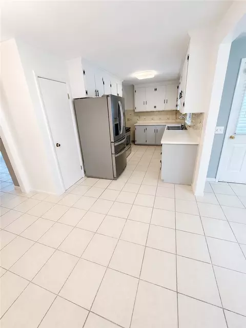 483 Brookview Dr, Irondequoit, NY 14617 photo 13