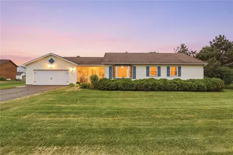 5137 Emerson Rd, Canandaigua, NY 14424
