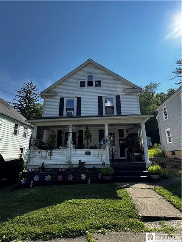 13 Dearing Ave, Jamestown, NY 14701