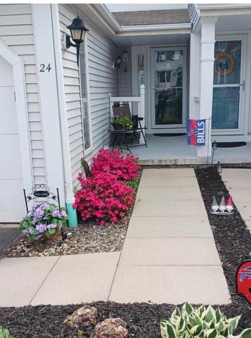 24 Jordache Ln, Ogden, NY 14559