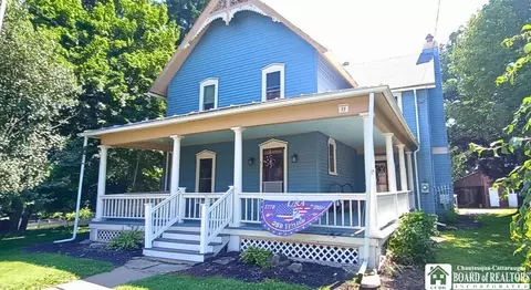 17 Factory St, Friendship, NY 14739