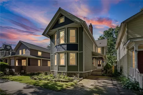 90 Hickory St, Rochester, NY 14620