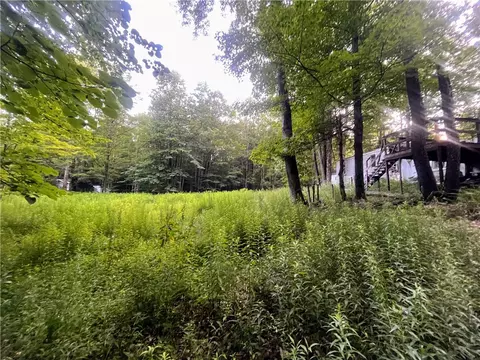 178 Tanner Dr, West Monroe, NY 13167