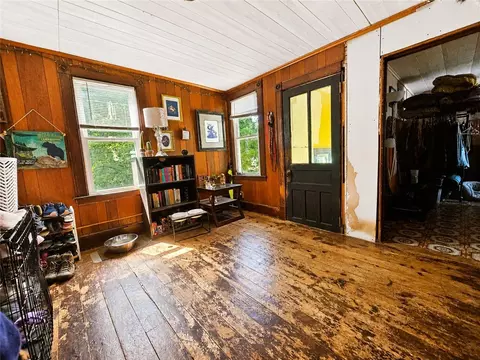 Entry Way - 4 Joy St, Lyons, NY 14489 photo 1 of 3