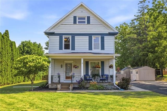 4 Munson St, Le Roy, NY 14482