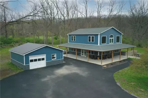 7160 Eelpot Rd, Naples, NY 14512