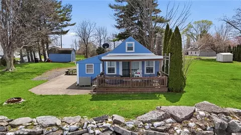 16055 Lomond Shrs W, Kendall, NY 14476