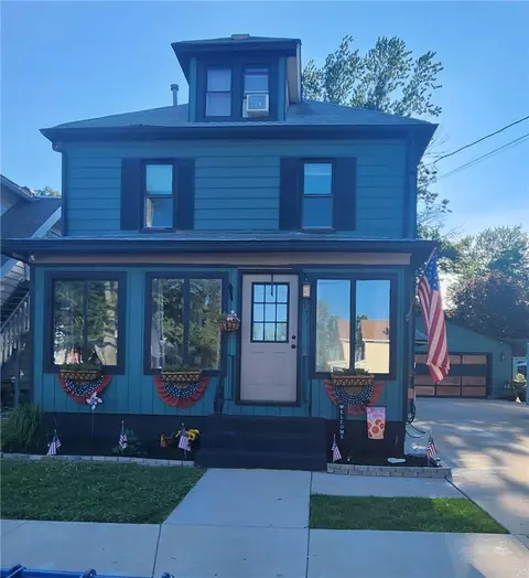 327 N Transit St, Lockport, NY 14094