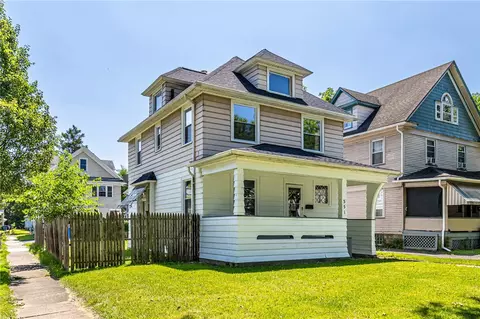351 Selye Ter, Rochester, NY 14613