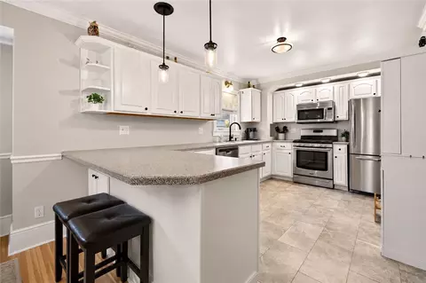 Kitchen - 151 Thomas Ave, Irondequoit, NY 14617 photo 2 of 5