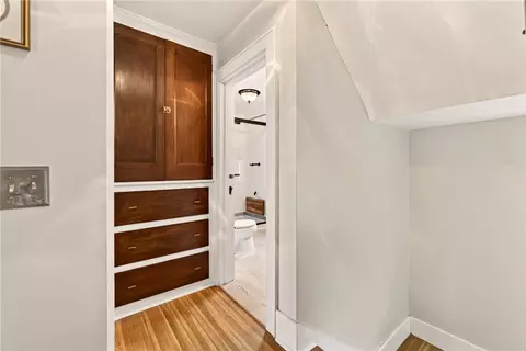 Entry Way - 151 Thomas Ave, Irondequoit, NY 14617 photo 4 of 4