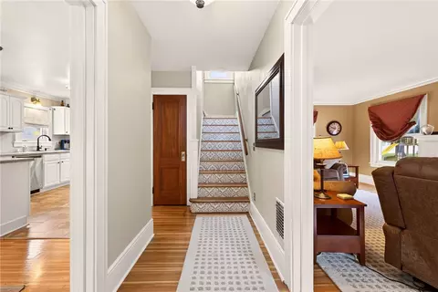 Entry Way - 151 Thomas Ave, Irondequoit, NY 14617 photo 2 of 4