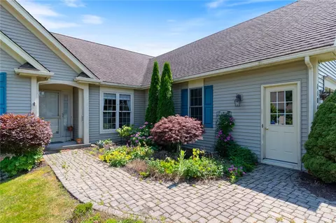 1104 Twin Leaf, Webster, NY 14580 photo 4