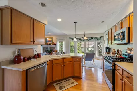 1104 Twin Leaf, Webster, NY 14580 photo 27