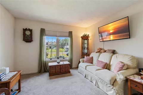 1104 Twin Leaf, Webster, NY 14580 photo 8