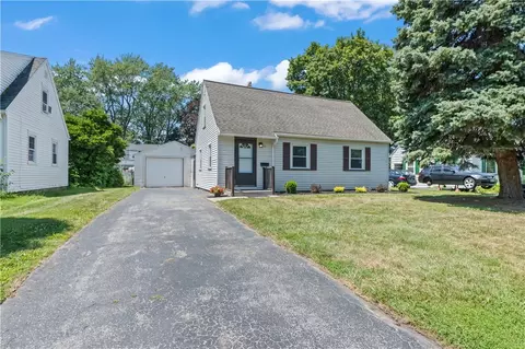 153 Greenfield Rd, Greece, NY 14626
