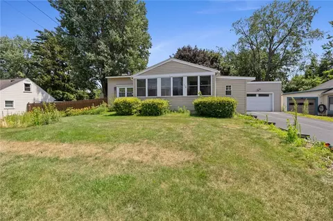 112 N Roosevelt Ave, Salina, NY 13088