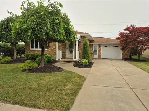 129 Milsom Ave, Cheektowaga, NY 14227