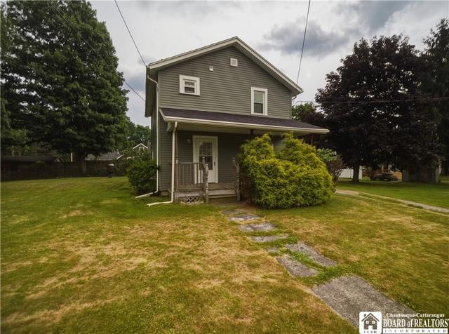 9 E 10th St, Ellicott, NY 14701