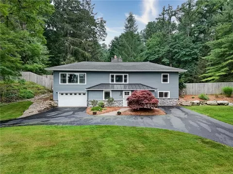 1193 Marsh Rd, Pittsford, NY 14534