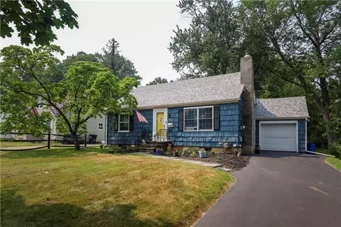 902 W 2nd St, Elmira, NY 14905
