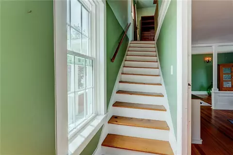 Entry Way - 3901 Rush Mendon Rd, Mendon, NY 14506 photo 5 of 7