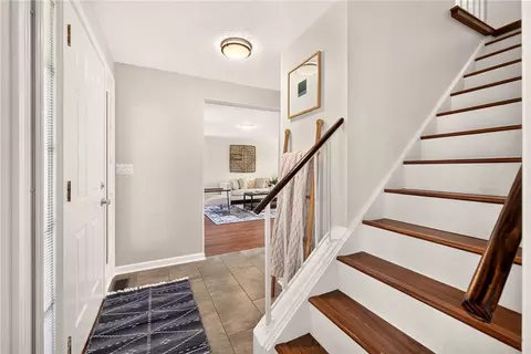 Entry Way - 953 Dibbles Trl, Webster, NY 14580 photo 2 of 2
