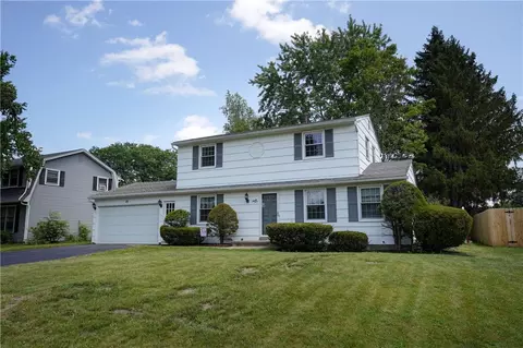 23 Lambeth Loop, Perinton, NY 14450