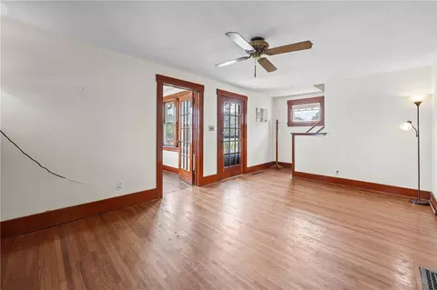Living - 9 Topper Dr, Irondequoit, NY 14622 photo 4 of 7