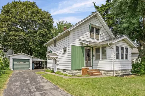 Exterior - 9 Topper Dr, Irondequoit, NY 14622 photo 4 of 6