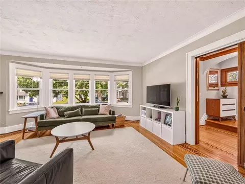 Living - 505 Hurstbourne Rd, Irondequoit, NY 14609 photo 2 of 3