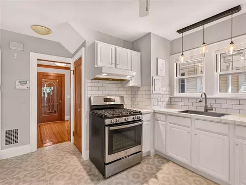 Kitchen - 505 Hurstbourne Rd, Irondequoit, NY 14609 photo 2 of 4