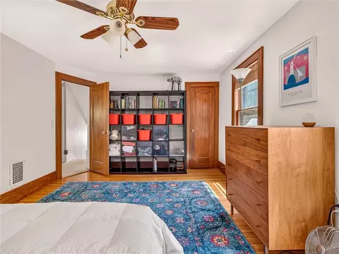 Bedroom - 505 Hurstbourne Rd, Irondequoit, NY 14609 photo 2 of 5