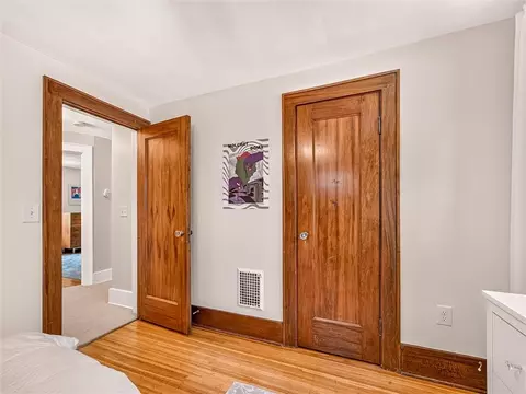Bedroom - 505 Hurstbourne Rd, Irondequoit, NY 14609 photo 4 of 5